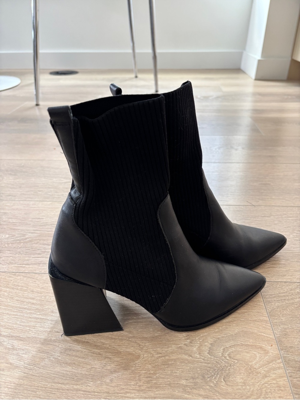 Steve Madden Black Pointed Block Heel Ankle Boots